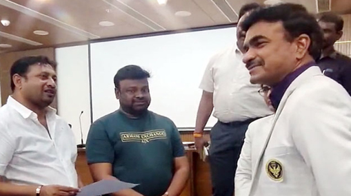 YCP Leaders Comments: బేరం ఫిక్స్.. వైసీపీ రియాక్షన్స్..