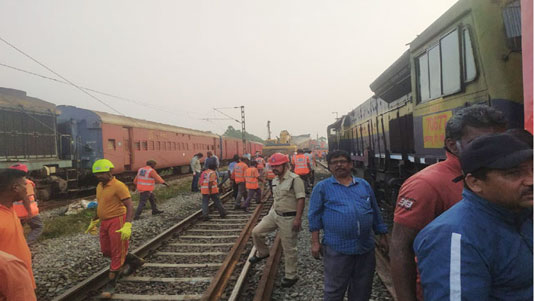 Train Accident Update: విజయనగరం రైలు ప్రమాదం.. మళ్లీ అదే తప్పు జరిగిందా ?