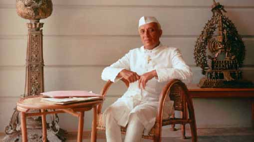 seethakka : దద్ధరిల్లిన కాంగ్రెస్ సభా ప్రాంగణం.. సీతక్క క్రేజే వేరు..