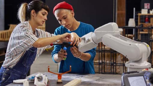 Telangana Polling: ప్రశాంతంగా పోలింగ్.. 11 గంటల వరకు 20.64శాతం నమోదు
