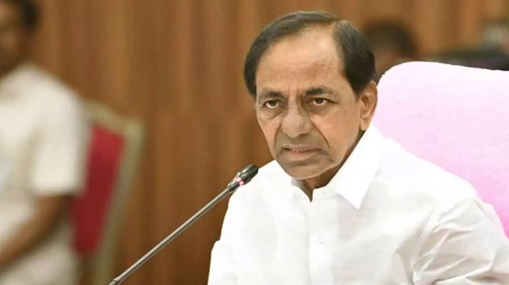 IT Raids : కాంగ్రెస్‌లో చేరిన నేతలపై ఐటీ, ఈడీ దాడులు.. బీ టీమ్ కుట్రలంటున్న నేతలు