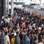 Telangana Elections | పల్లెబాట పట్టిన జనం.. ఓటు హక్కు కోసం సీటు తిప్పలు!