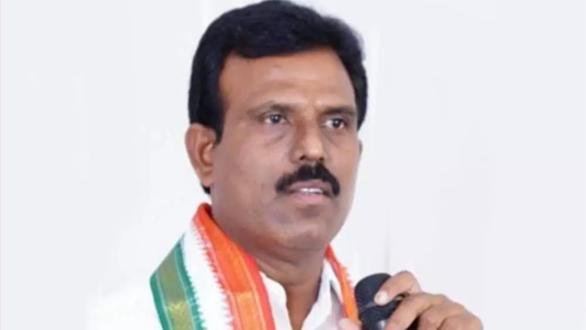 Astrologer Venu Swamy : ఈ సారి ఆ ఇద్దరు హీరోలు ఔట్..వేణు స్వామి వైరల్ స్టేట్మెంట్..