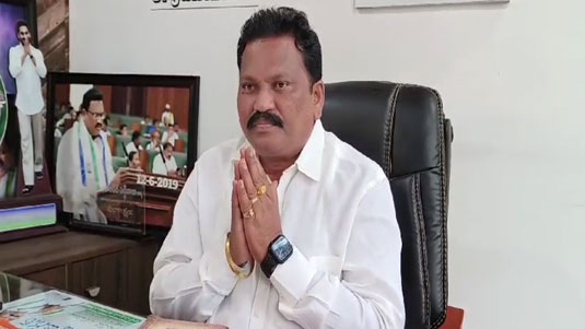 Droupadi Murmu: పోచంపల్లిలో రాష్ట్రపతి  పర్యటన.. చేనేత కార్మికుల కృషి అభినందనీయం