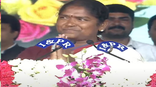 Seethakka : నాడు నక్సలైట్.. నేడు మంత్రి.. అన్న కేబినెట్ లో చెల్లికి చోటు..