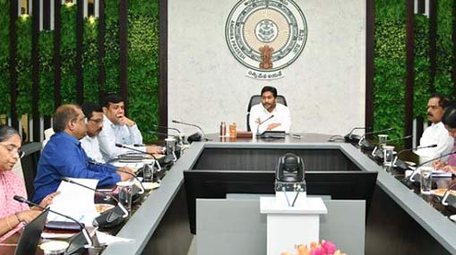 Qatar : గూఢచర్యం కేసు.. భారత్ నౌకాదళ మాజీ అధికారులకు ఊరట.. మరణశిక్ష రద్దు..