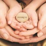 Family-Owned Businesses : కుటుంబ వ్యాపారాలకే జై