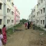 Khammam : నాసిరకం నిర్మణాలు.. డబుల్ బెడ్ రూమ్ బాధితుల కష్టాలు..