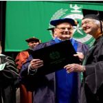 Graduation at 90 : 90 ఏళ్ల వయసులో డిగ్రీ.. మనవడితో కలిసి గ్రాడ్యుయేషన్ పట్టా..