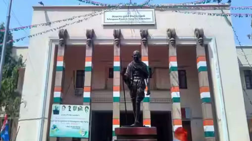 Ponguleti: ఖజానాను ఖాళీ చేసి ఇచ్చారు.. అయినా 6 గ్యారంటీలు అమలు చేస్తాం..