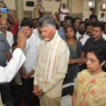 Chandrababu: మేరీ మాత ఆలయంలో చంద్రబాబు దంపతుల ప్రార్థనలు