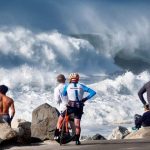 California Massive Waves: రాకాసి అలలతో కాలిఫోర్నియా బెంబేలు