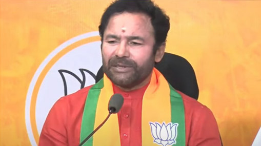 Guntur Kaaram : గుంటూరు కారం ప్రీ రిలీజ్ వెన్యూ ఫిక్స్ .. ఇంతకీ ఆ లక్కీ స్పాట్ ఎక్కడో తెలుసా?