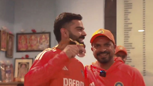 Virat Kohli : ఇంపాక్ట్ ప్లేయర్ ఆఫ్ ది సిరీస్ ‘విరాట్ కొహ్లీ’..!