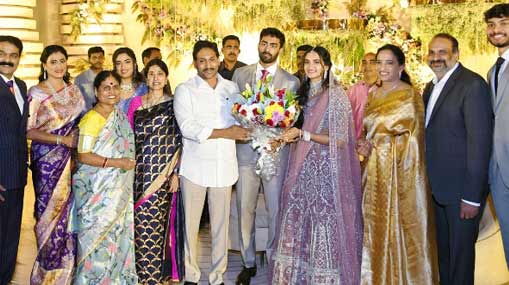 Hyderabad : గంజాయి మత్తులో దొంగతనం.. దేహశుద్ది చేసిన స్థానికులు..