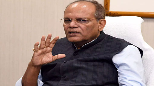 Somesh Kumar : సోమేష్ కుమార్ భూచిత్రాలు.. బ్లాక్‌మనీతోనే భూములు కొన్నారా?