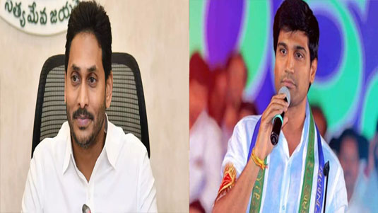 CM Revanth Reddy : ప్రజల వద్దకే ప్రభుత్వం.. సీఎం రేవంత్ పాలనపై ప్రశంసలు..