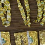 Chocolates: పాన్ డబ్బాల వద్ద చాక్లెట్లు తిని.. వింతగా ప్రవర్తించిన విద్యార్థులు..