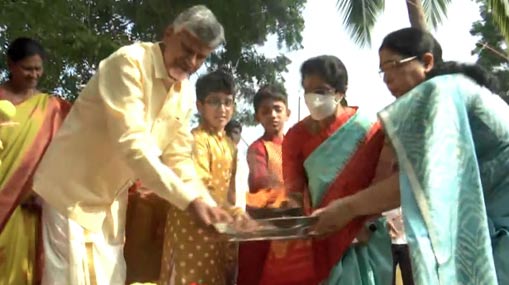 IndiGo : విమానం ఆలస్యం.. పైలట్‌పై ప్రయాణికుడి దాడి..