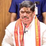 Minister Ponnam: చేనేత శాలువాలను ఉపయోగించండి: విద్యా శాఖకు మంత్రి పొన్నం సూచనలు