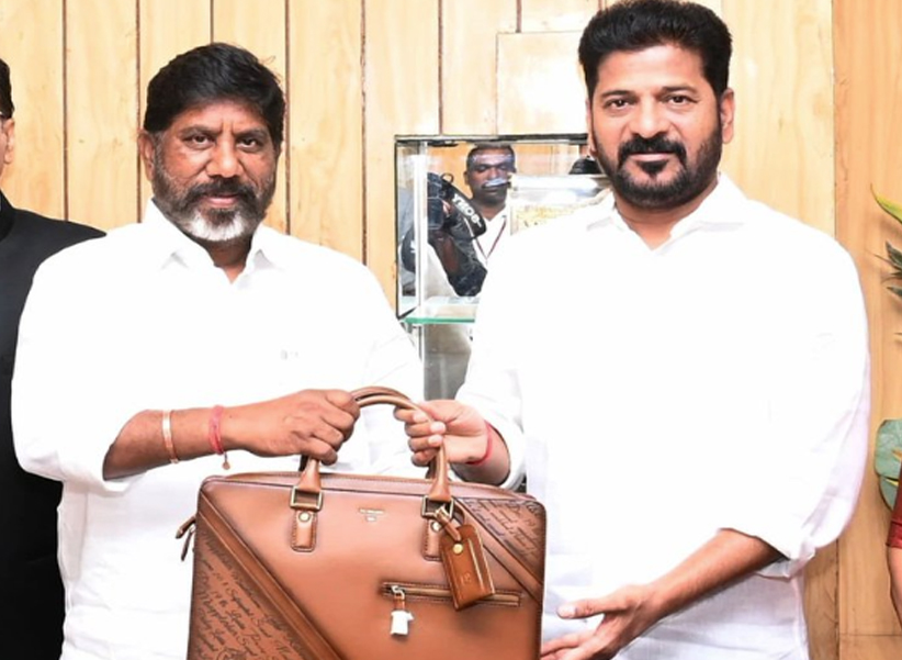 Bail for Imran Khan: ఇమ్రాన్‌ఖాన్ కు ఊరట.. 12 కేసుల్లో బెయిల్