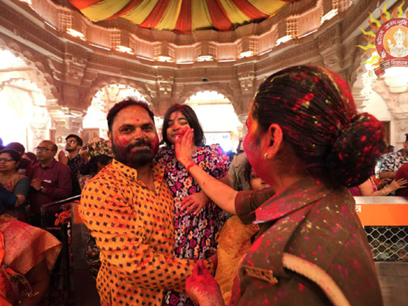 Holi Celebrations in Ayodhya Temple: అయోధ్య రామమందిరంలో హోలీ సంబరాలు.. ప్రత్యేక పూజలు..!