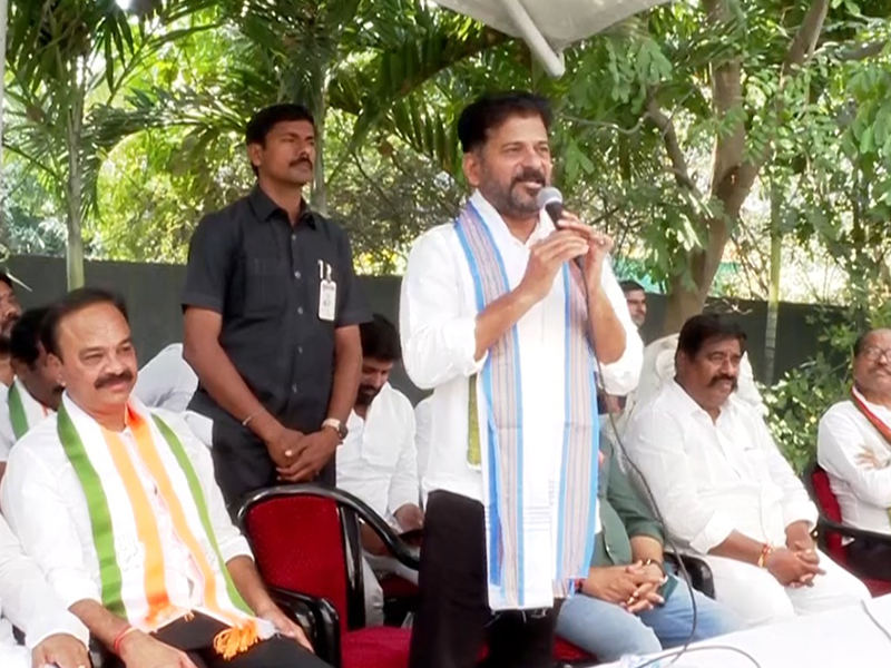 CM Revanth Reddy Meeting: 100 రోజుల పాలనకు లోక్‌సభ ఎన్నికలు రెఫరెండం.. టార్గెట్ 14 ఎంపీ సీట్లు!