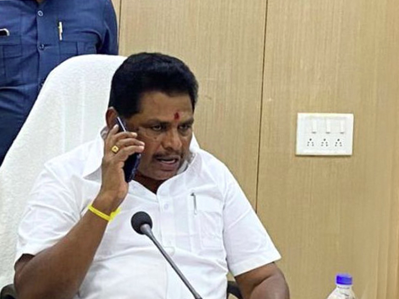 Gangs of Godavari's Song: ‘గ్యాంగ్స్ ఆఫ్ గోదావరి’ నుంచి ఊపుతెప్పిస్తున్న మోత సాంగ్.. జోడీ భలే ఉంది!