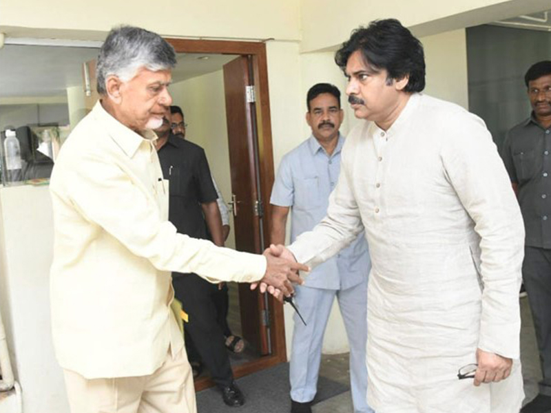 Discount on AC's: హాట్.. హాట్.. సమ్మర్ కోసం కూల్.. కూల్.. ఆఫర్స్.. ఈ ఏసీలపై భారీ డిస్కౌంట్ ఆఫర్లు.. రూ. 30000 లోపే