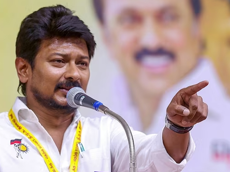 BRS MP Seats : ఎంపీ అభ్యర్థులు కావలెను.. పిలిచి సీటిస్తామంటున్నా వద్దంటున్న నేతలు