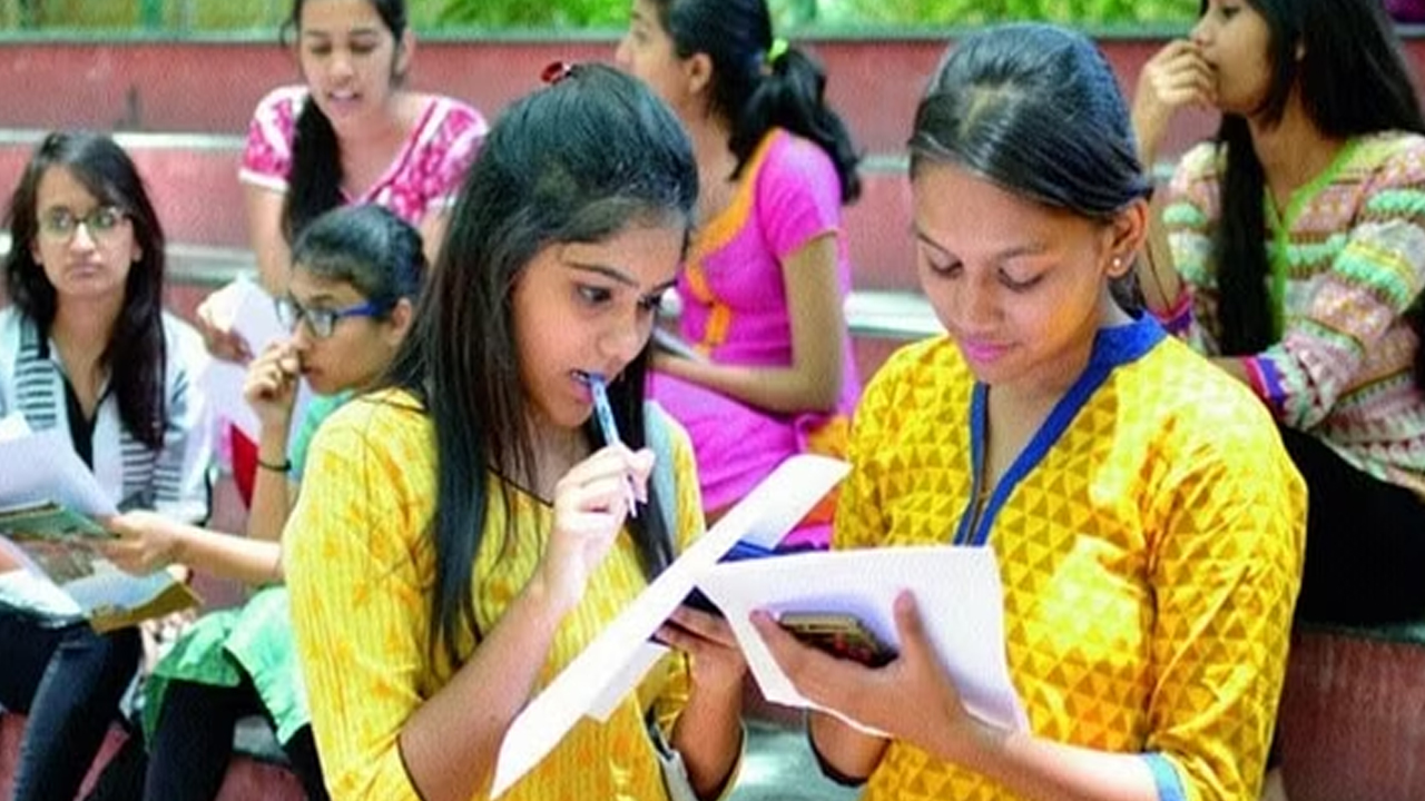 Non Stick Pan: నాన్​ స్టిక్​ పాత్రల్లో ఇవి అస్సలు వండకూడదు..?
