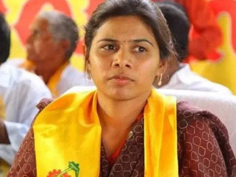 Akhilapriya Arrest : సీఎం జగన్‌ను కలిసేందుకు వెళ్లిన అఖిలప్రియ.. అరెస్ట్ చేసిన పోలీసులు