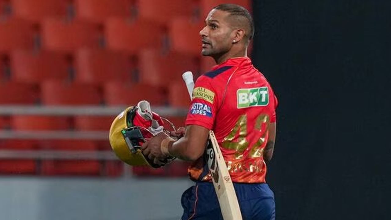 Shikhar Dhawan Injury: పంజాబ్ కి షాక్.. ధావన్ రెండు వారాలు ఆడట్లేదు!