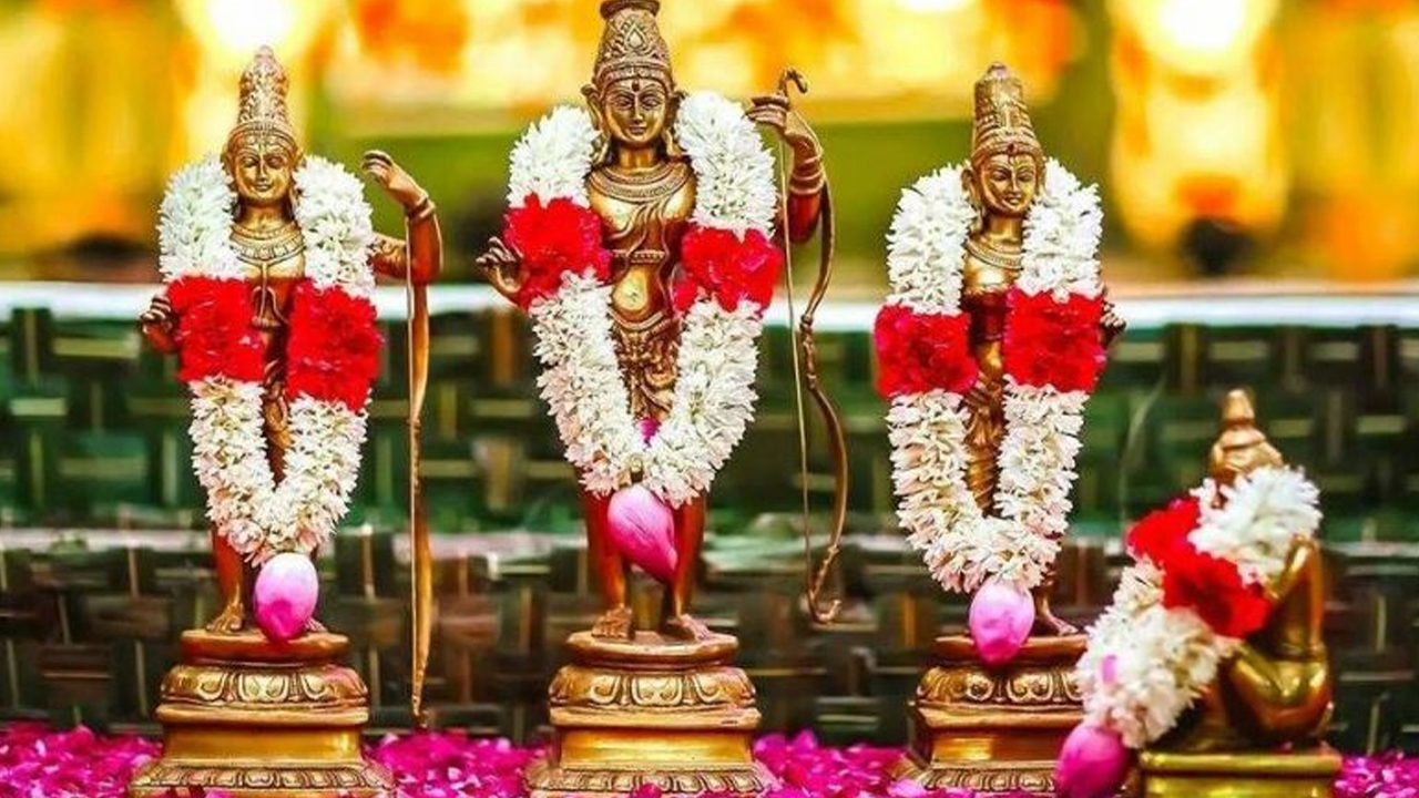 Devotees Prayers on Ram Navami: దేశ వ్యాప్తంగా.. అట్టహాసంగా శ్రీ రామనవమి వేడుకలు!