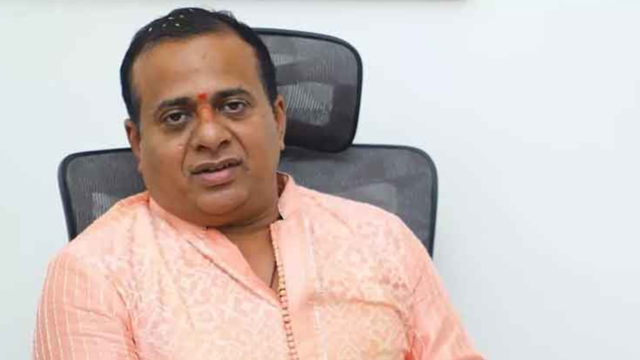 Rupee Falling Down: పడిపోతున్న రూపాయి విలువ.. అత్యంత కనిష్టంగా!