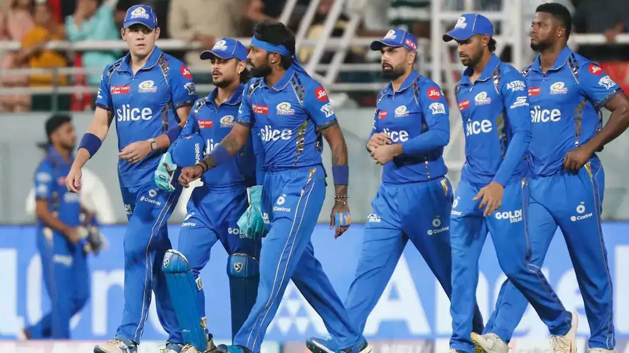 Mumbai Indians: ముంబై డేంజర్ బెల్స్.. మూసుకుపోతున్న ప్లే ఆఫ్ దారులు