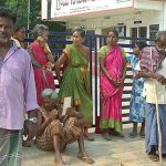 Pensions Distribution In AP: పింఛన్ల పంపిణీలో గందరగోళం.. లబ్ధిదారులకు కష్టాలు..