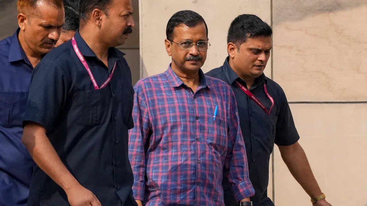 Arvind Kejriwal: కేజ్రీవాల్ ఆరోగ్యం బాగానే ఉంది.. ఎయిమ్స్ మెడికల్ బోర్డు..!