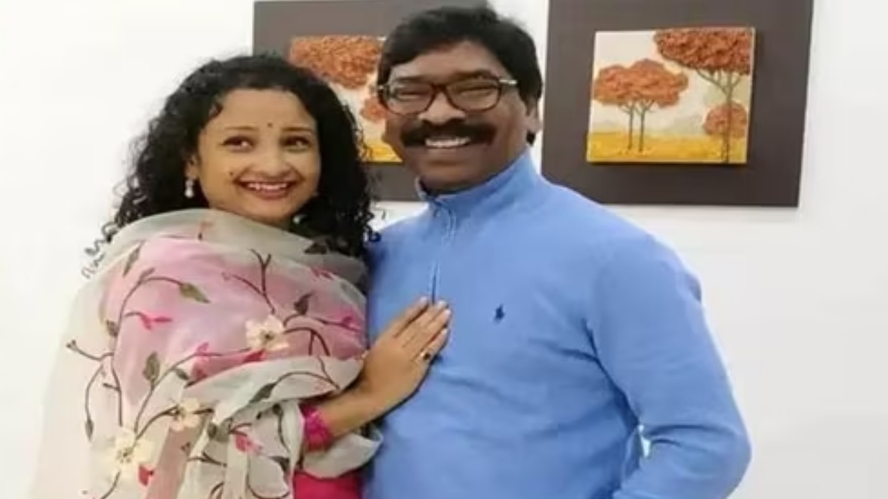 Kalpana Soren to Contest bypoll: ఎన్నికల బరిలో మాజీ సీఎం సతీమణి.. తోటి కోడలు వ్యతిరేకించడంతో..