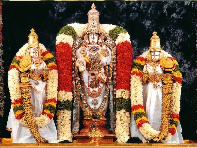 Saturday Pooja: శనివారం నాడు శ్రీవారిని ఇలా పూజిస్తే... మీ అప్పుల బాధ మాయం