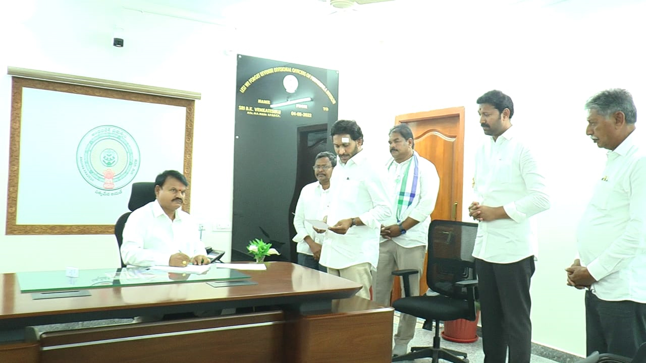 JDU Leader Murder : బీహార్ లో జేడీయూ నేత హత్య.. రాజకీయ వైరమా ?