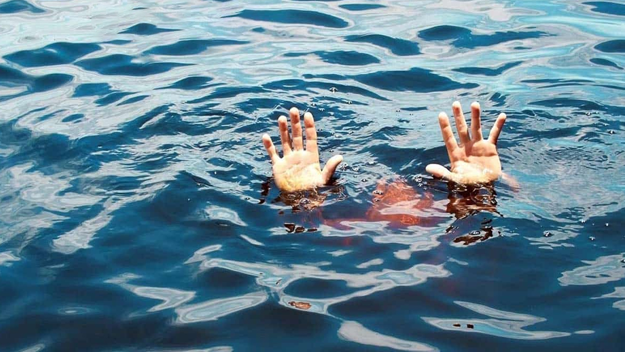 Tragedy in Jangareddygudem : విహారయాత్రలో విషాదం.. ముగ్గురు మృతి