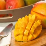 Mangoes : మామిడిపండ్లు తినేముందు ఇలా చేస్తే.. ఆ సమస్యలు రావంట..