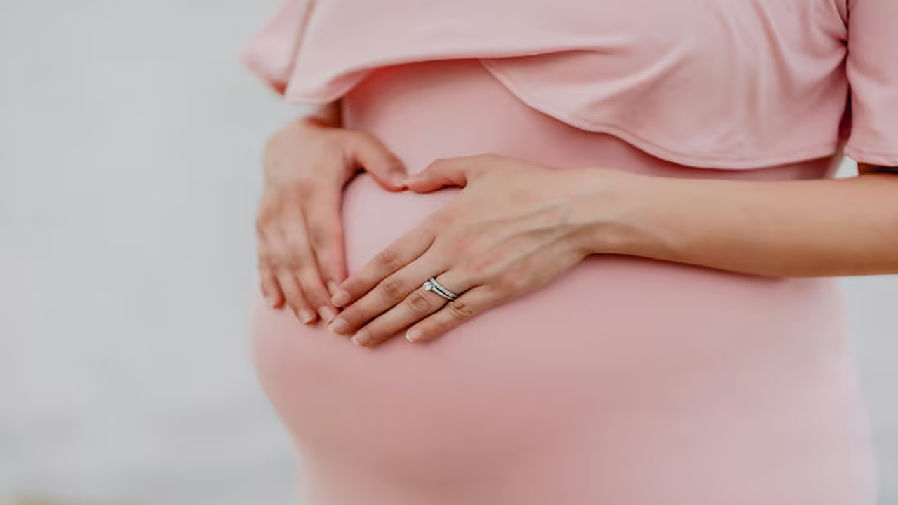 Pregnancy Ages Faster : ప్రెగ్నెన్సీ వల్ల వృద్ధాప్యం త్వరగా వస్తుందా ? అధ్యయనాలు ఏం చెబుతున్నాయంటే..