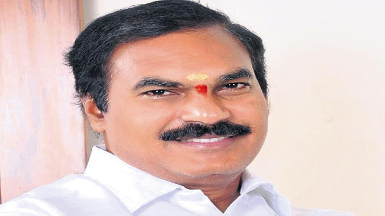 Black Magic : కేసీఆర్ ఇంటి సమీపంలో క్షుద్రపూజల కలకలం