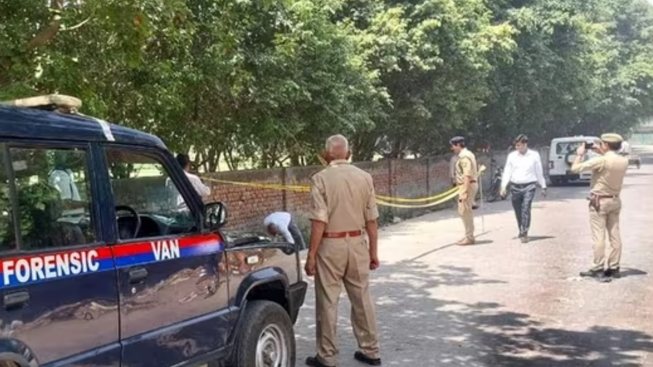 Bomb Threat to Jaipur Schools: ఎన్నికల వేళ హై అలర్ట్.. జైపూర్‌లో పలు పాఠశాలలకు బాంబు బెదిరింపు..