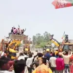 Bulldozers Dance: బ్రేక్ డ్యాన్స్ చేసిన బుల్డోజర్లు.. ఆశ్చర్యపోయిన జనం!