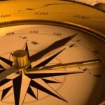 Vastu Tips: మీ ఇంట్లో ఈ వస్తువులు ఉన్నాయా.. అయితే వెంటనే విసిరేయండి..
