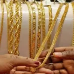 Today Gold Price: తగ్గిన బంగారం, వెండి ధరలు.. ఎంతంటే..?