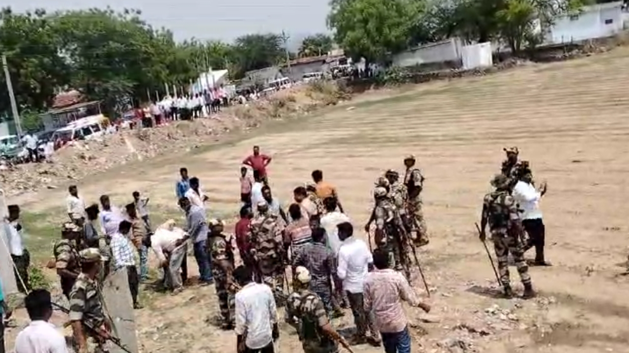 Bomb Threat to Tihar Jail: తీహార్ జైలుకు బాంబు బెదిరింపు.. ఢిల్లీలో హైఅలర్ట్